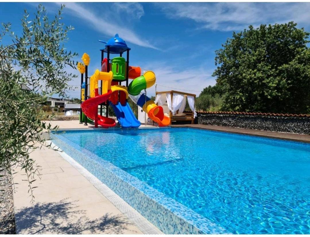 Mobilehome Elena Premium With Pool, Istria Баньоле Екстер'єр фото