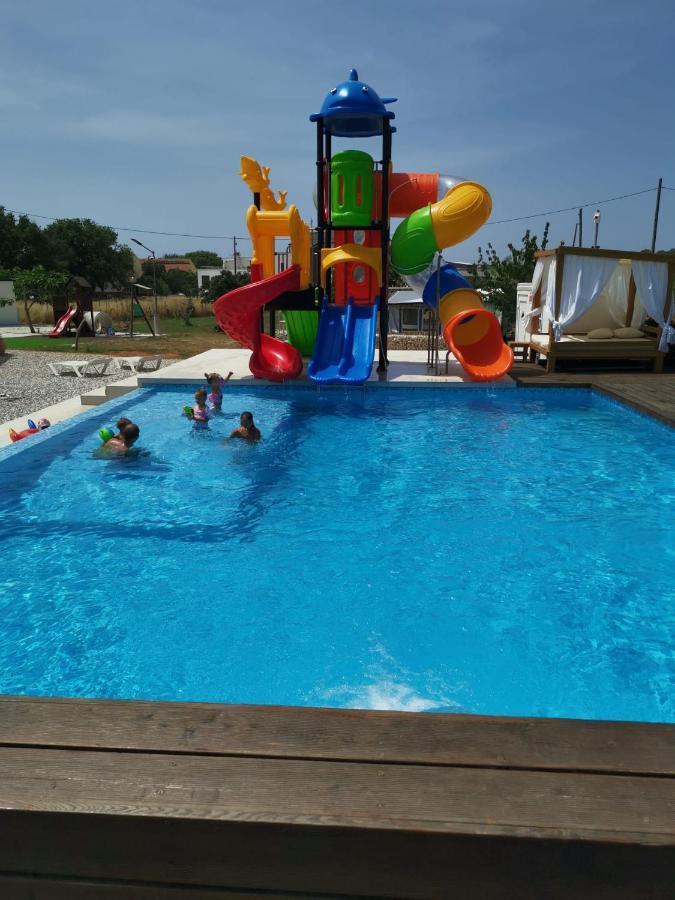 Mobilehome Elena Premium With Pool, Istria Баньоле Екстер'єр фото