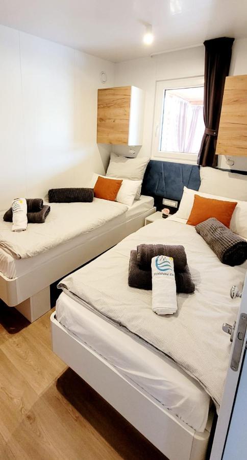 Mobilehome Elena Premium With Pool, Istria Баньоле Екстер'єр фото